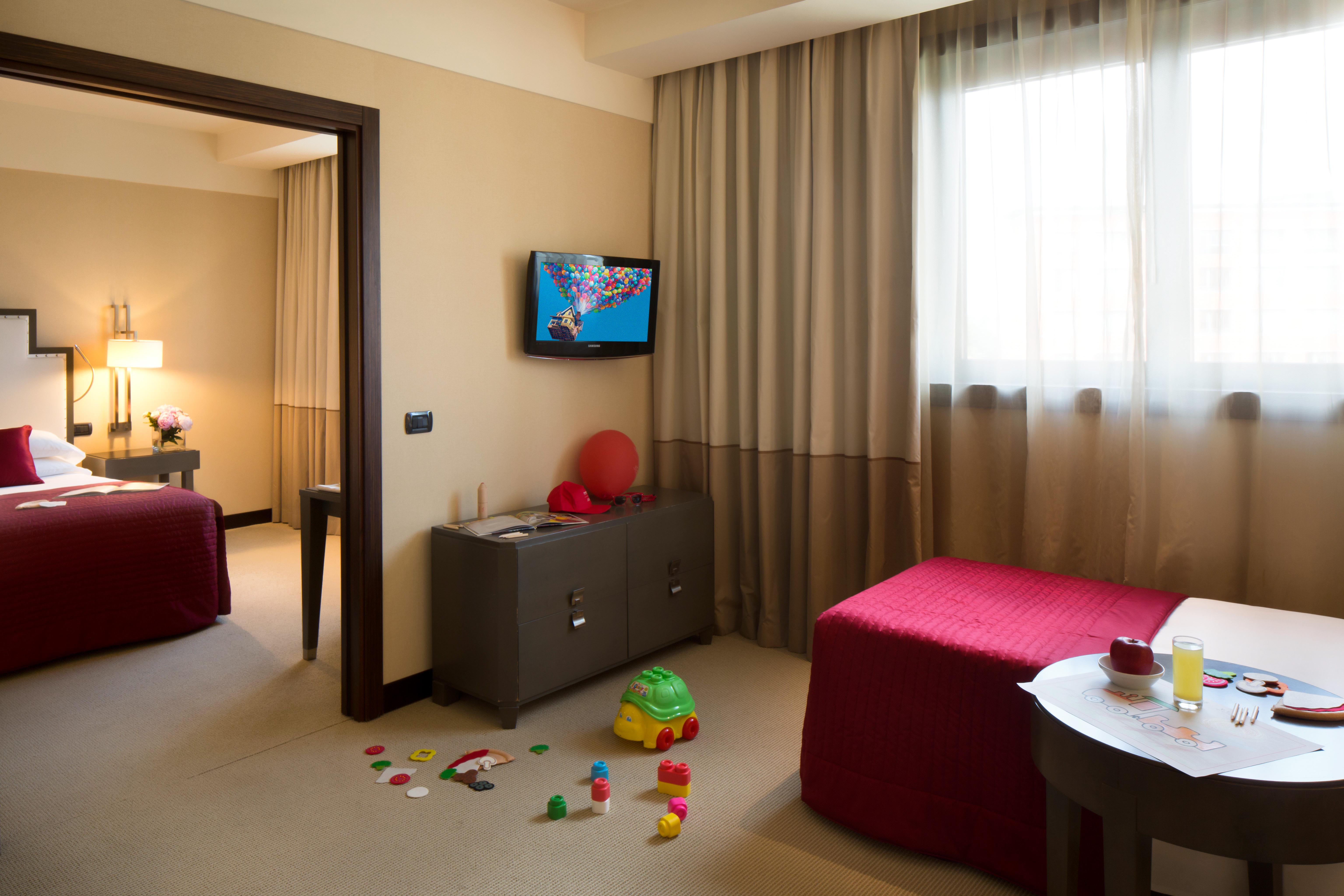 Starhotels Grand Milan Saronno Kültér fotó